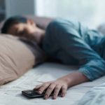 Don’t Sleep With Your Phone Under Your Pillow, Tech Expert Warns