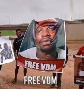 Release VeryDarkMan now, protesters chant at GTBank Headquarters Abuja 3 svg%3E